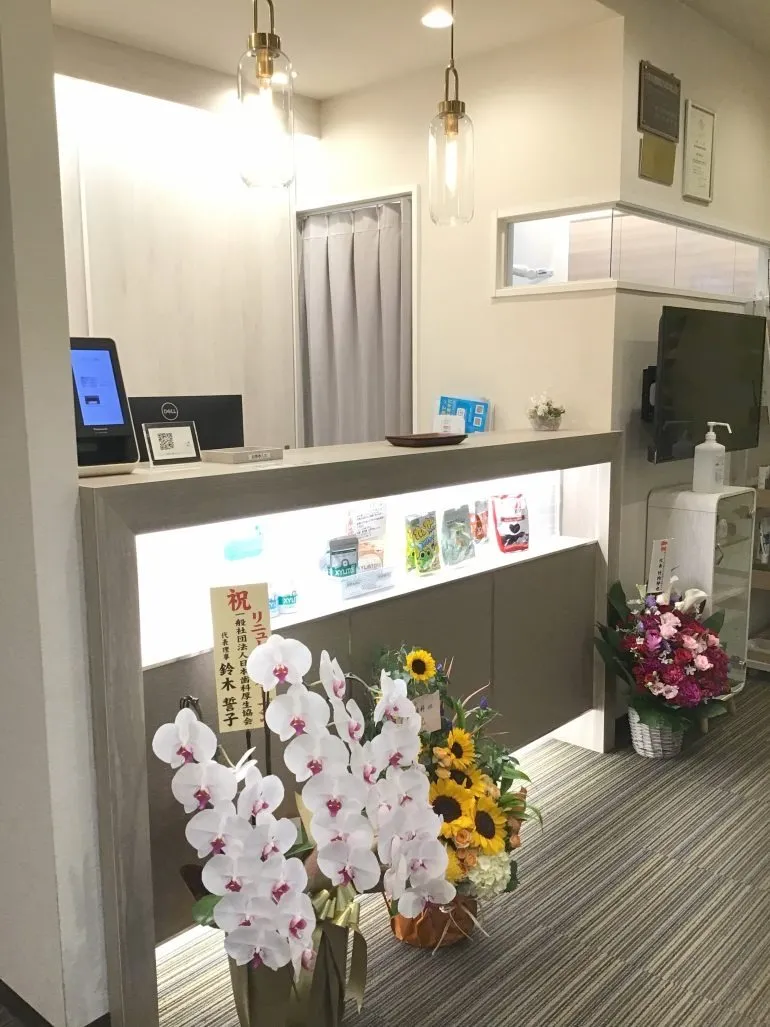 リニューアル・駅看板設置について